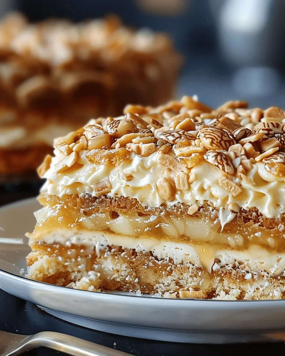 Authentic German Bee Sting Cake: An Indulgent Homemade Delight